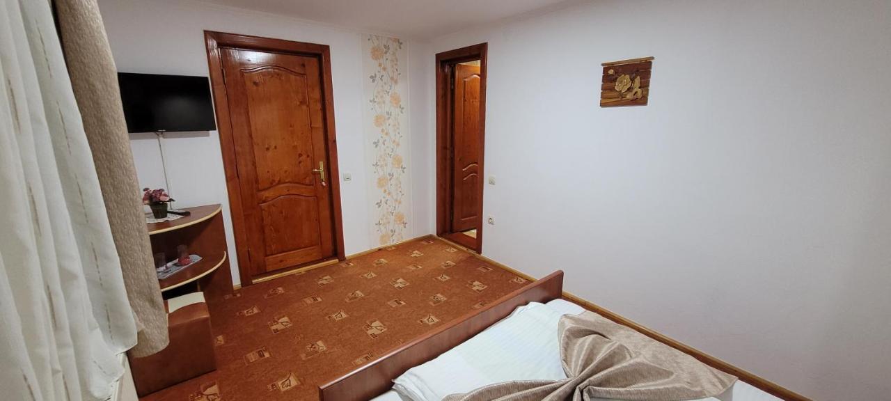 Pensiunea Casa Ady Törcsvár Kültér fotó